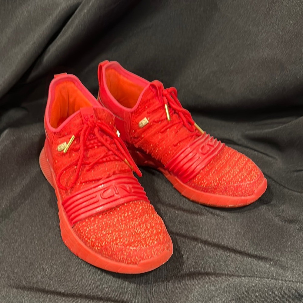 Under Armour, “C1N” Cam Newton Hometown Atlanta Gym Kicks